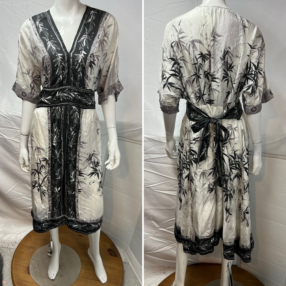 Lynn Ritchie Women’s XL 100% Silk Bamboo Print Black White Kimono Midi Dress